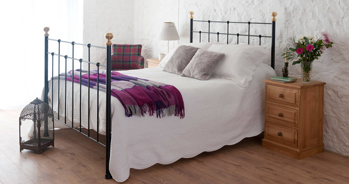 The Emma Single Iron Bed Wrought Iron & Brass Bed Co