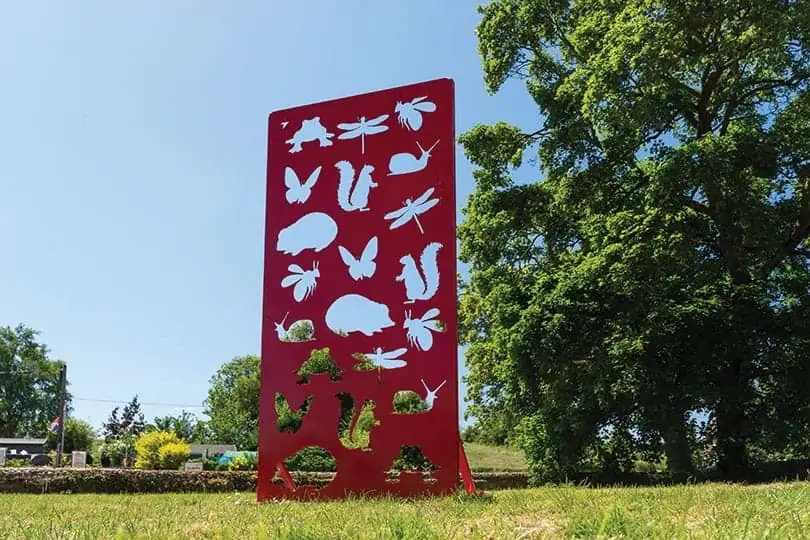bespoke animal lazer panel