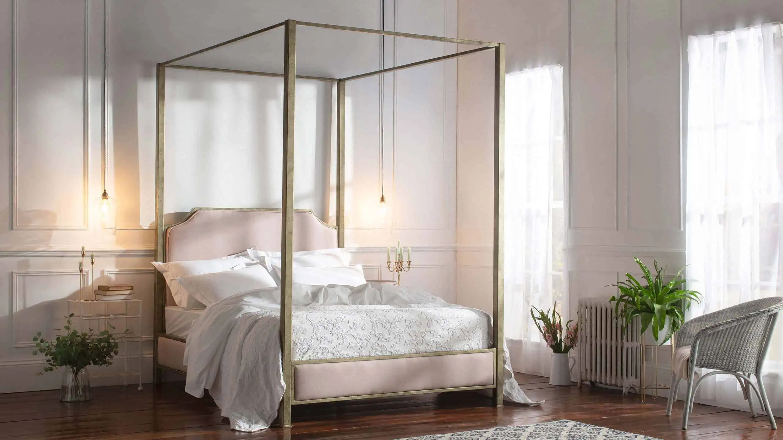 aurora-four-poster-bed-4