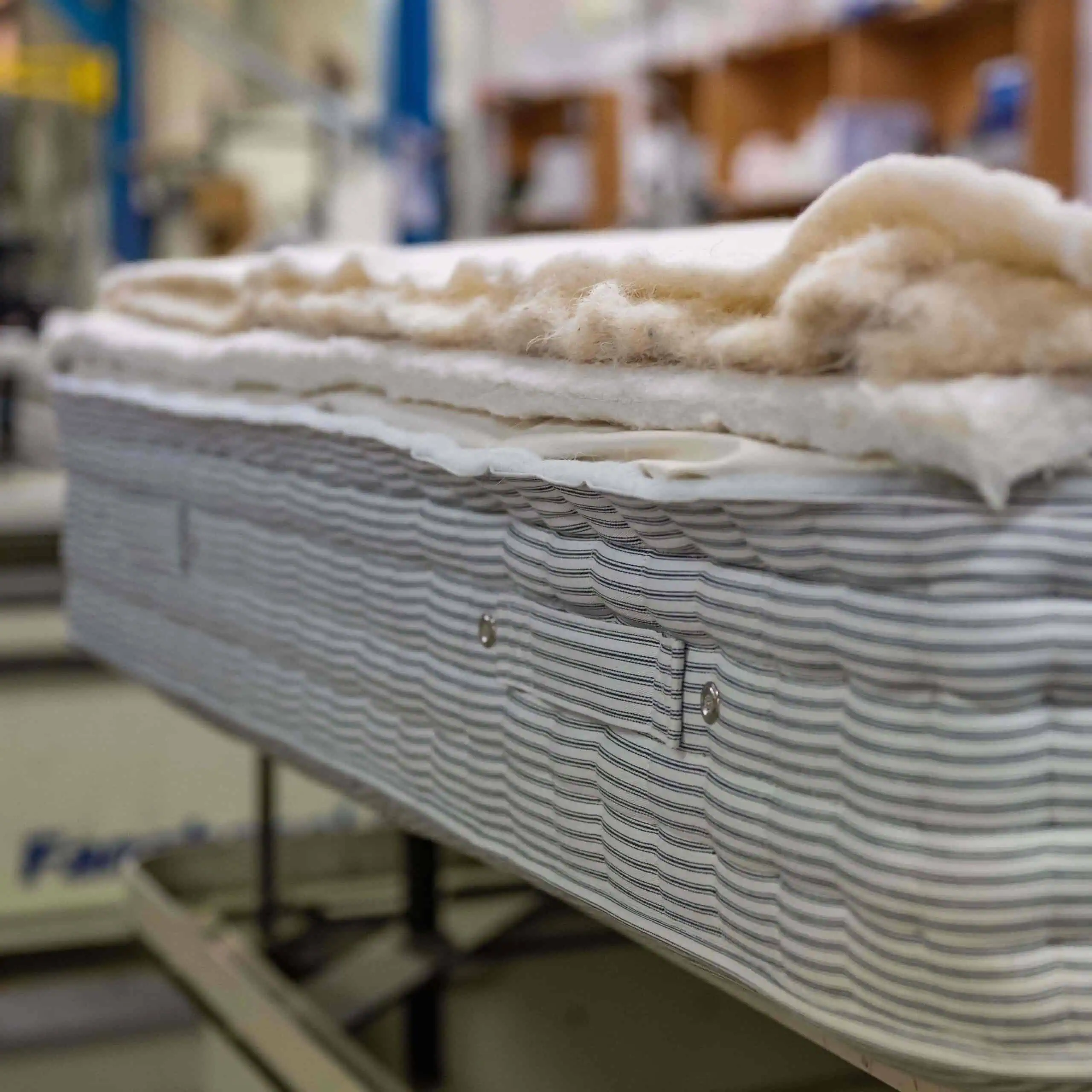 Natural comfort mattress, filling and layers