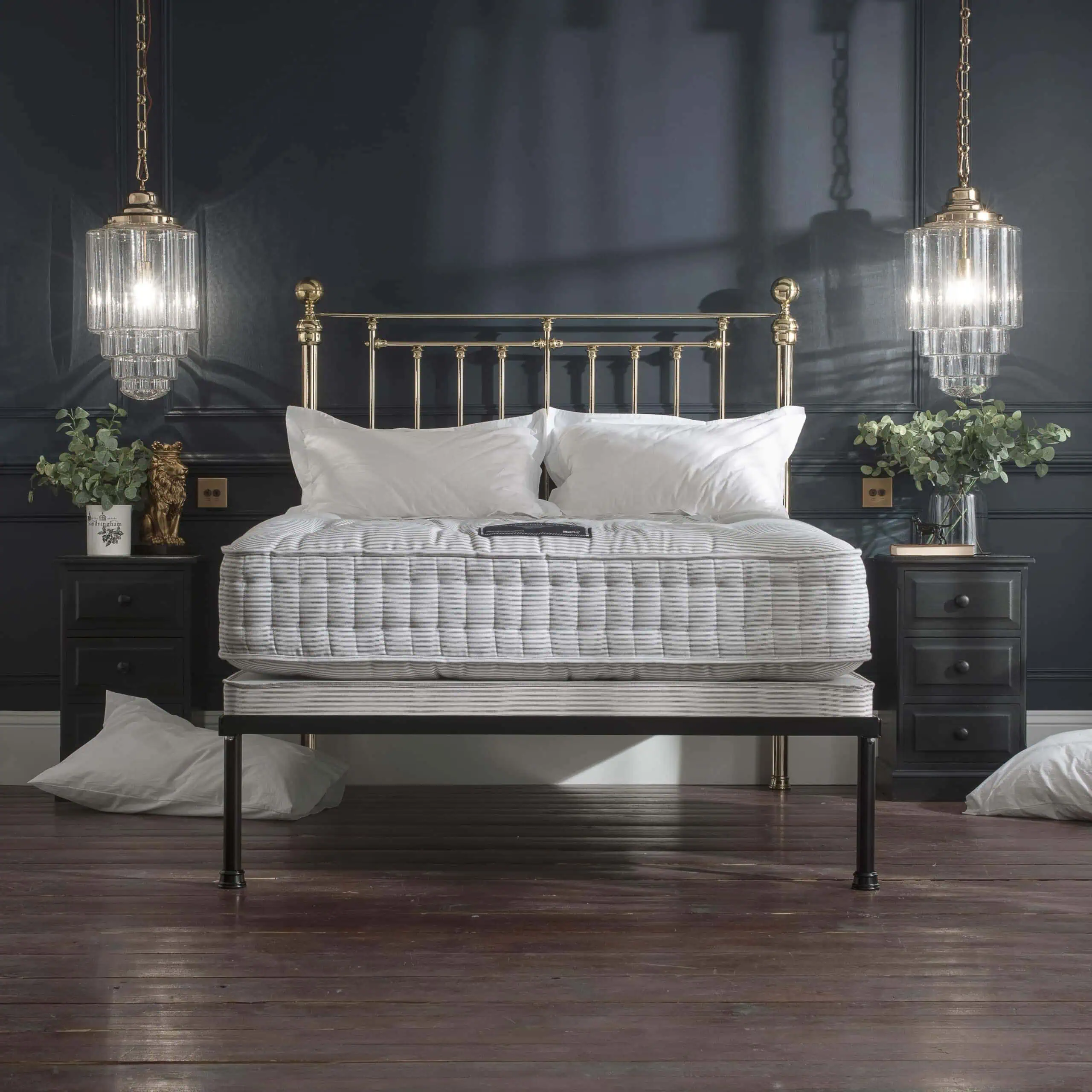 Sandringham 10_Square british wool duvet in organic cotton cover