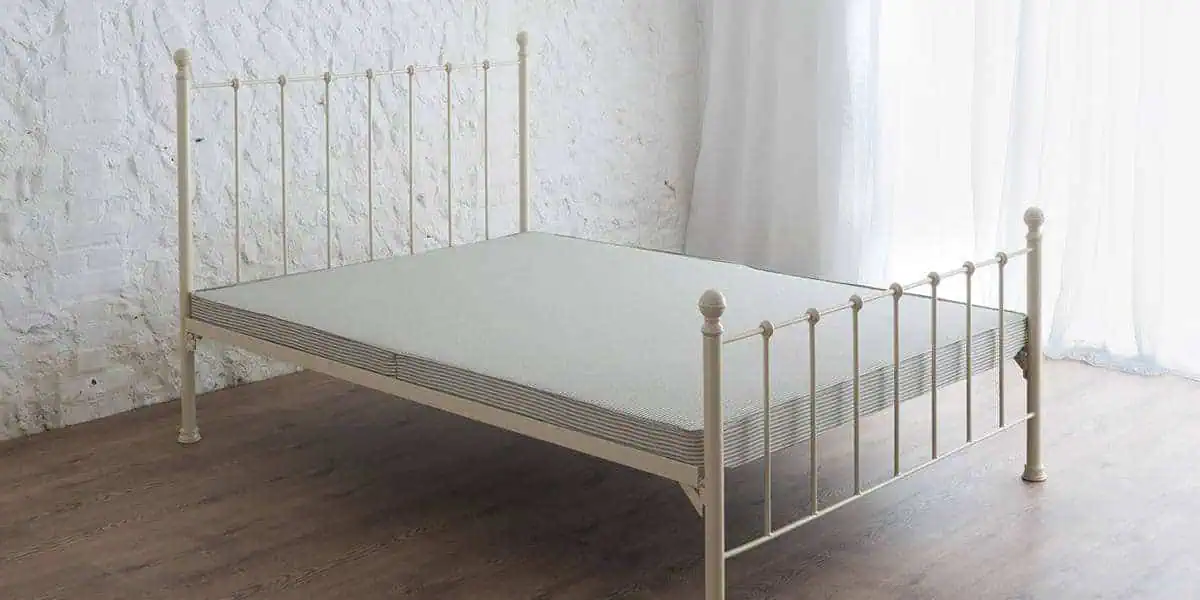 Hard top bed base