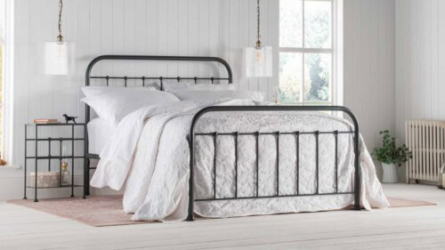 Handcrafted black metal bed – Archie model